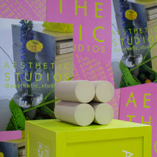 Afbeelding in Gallery-weergave laden, Roundabout vase - pillar