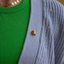 Afbeelding in Gallery-weergave laden, Mona pin (24K Gold)
