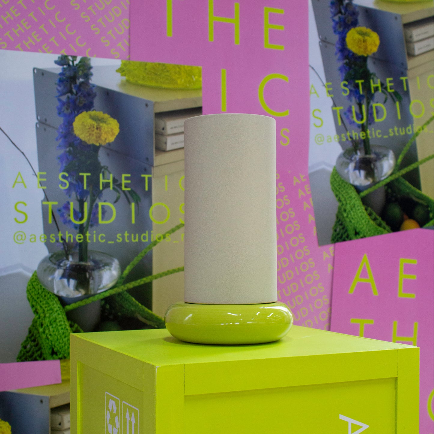 Donut vase - pillar (lime)