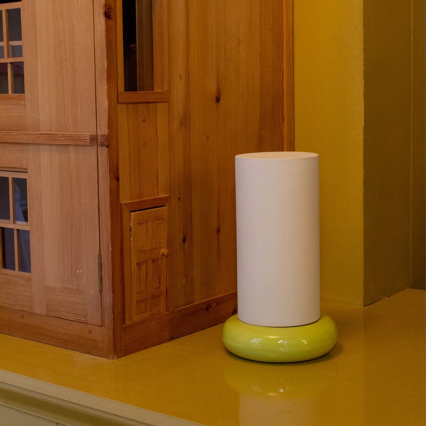 Donut vase - pillar (lime)