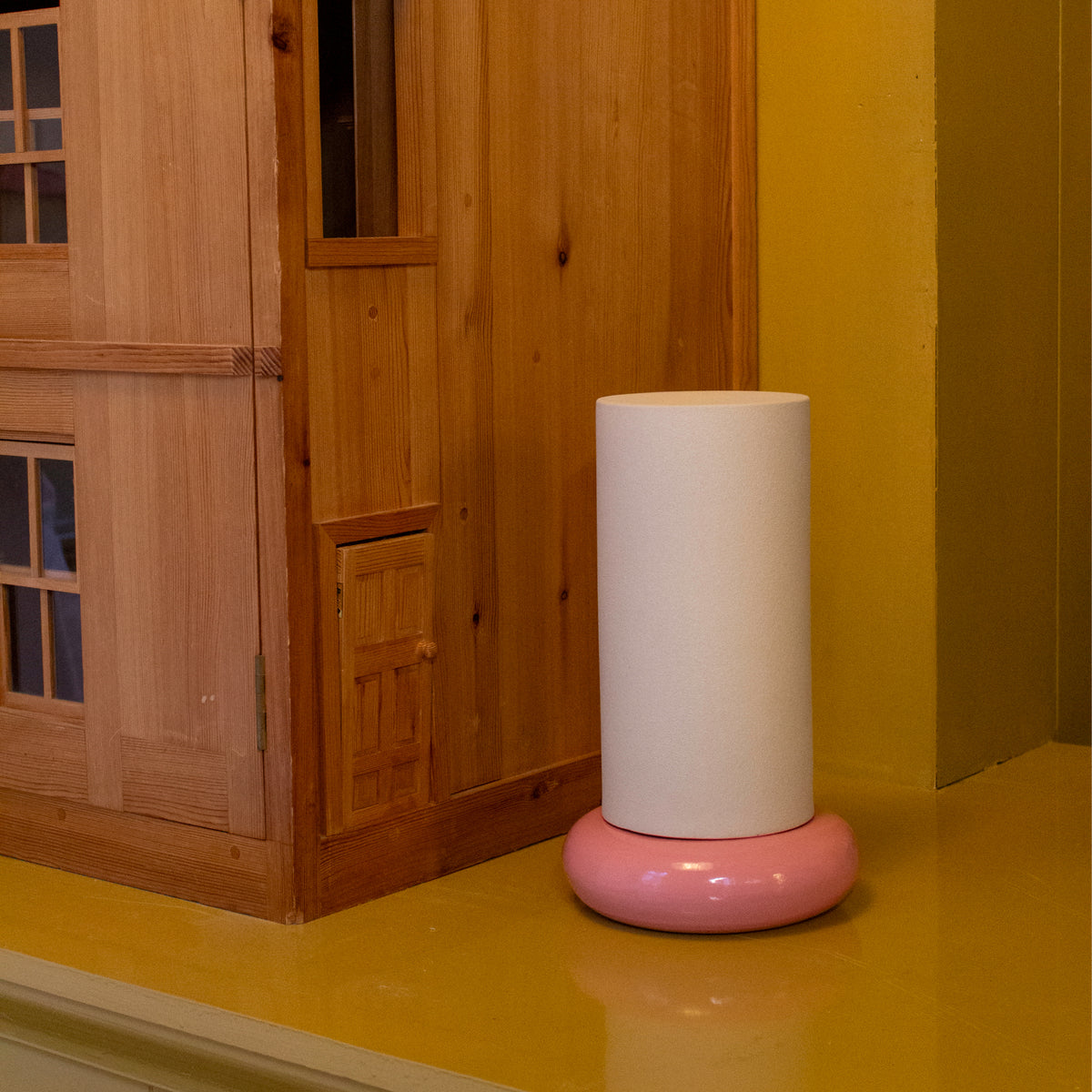 Donut vase - pillar (pink)