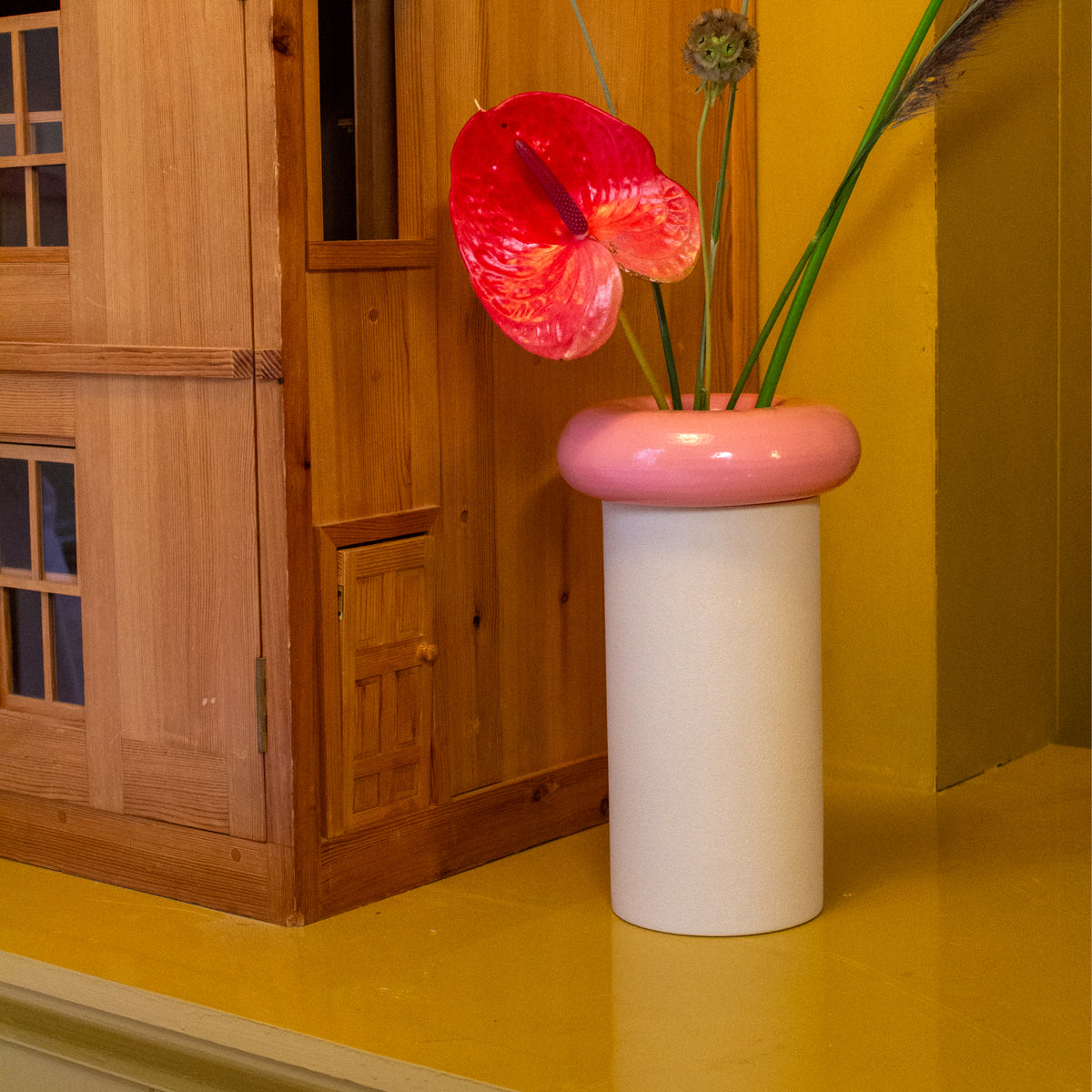 Donut vase - pillar (pink)