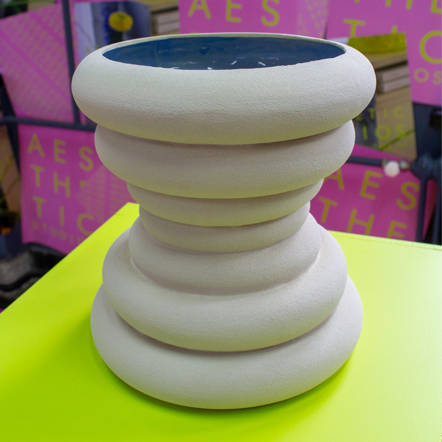 Fountain vase - pillar