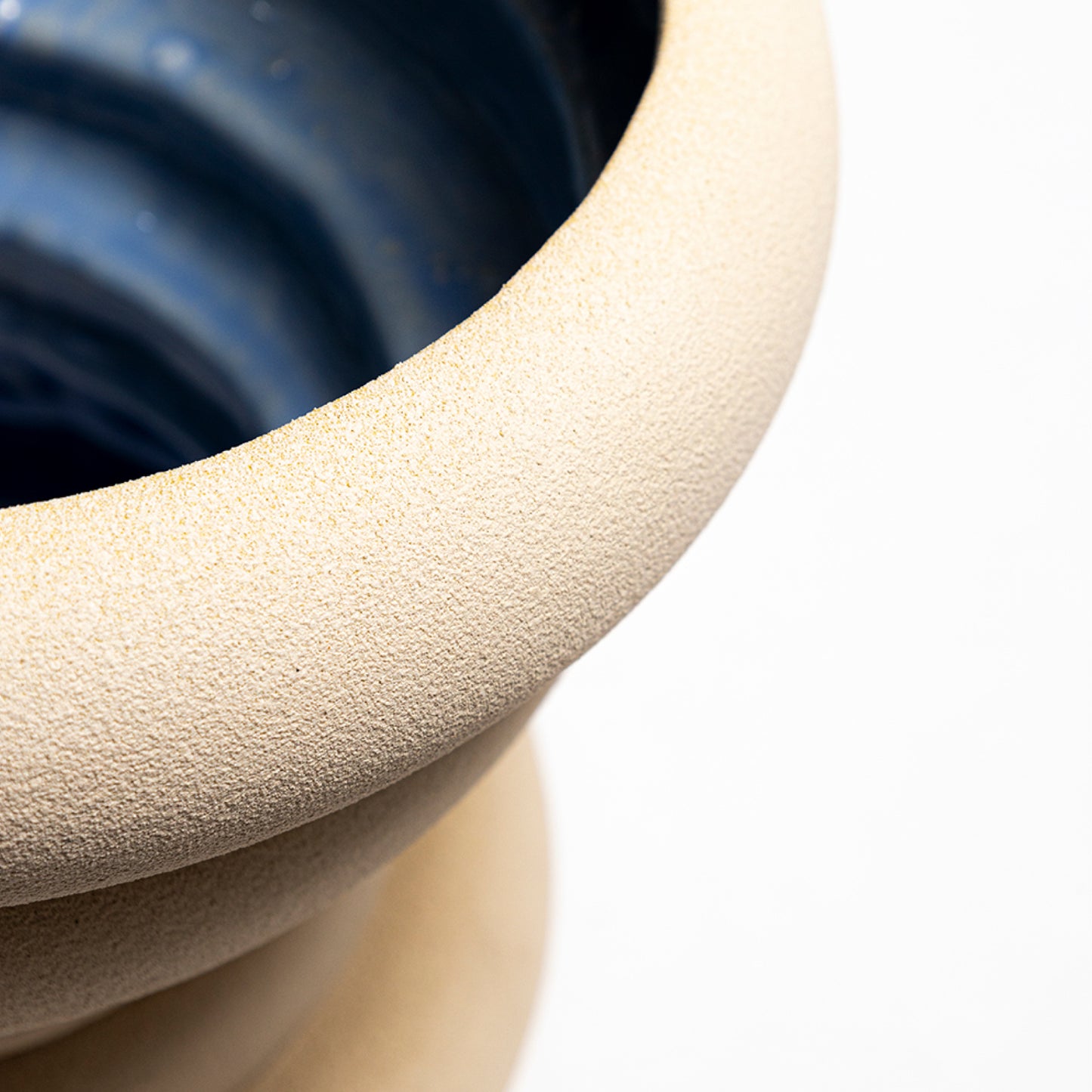 Fountain vase - pillar