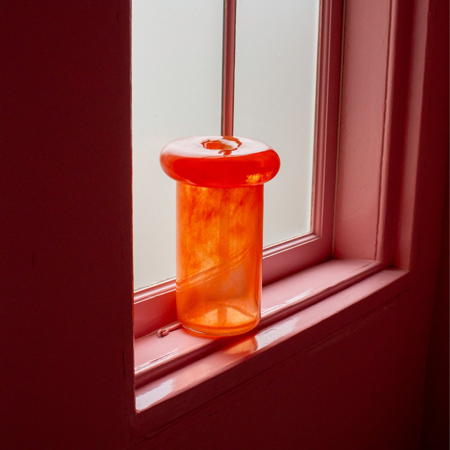 Glass Donut vase - pedestal (medium)