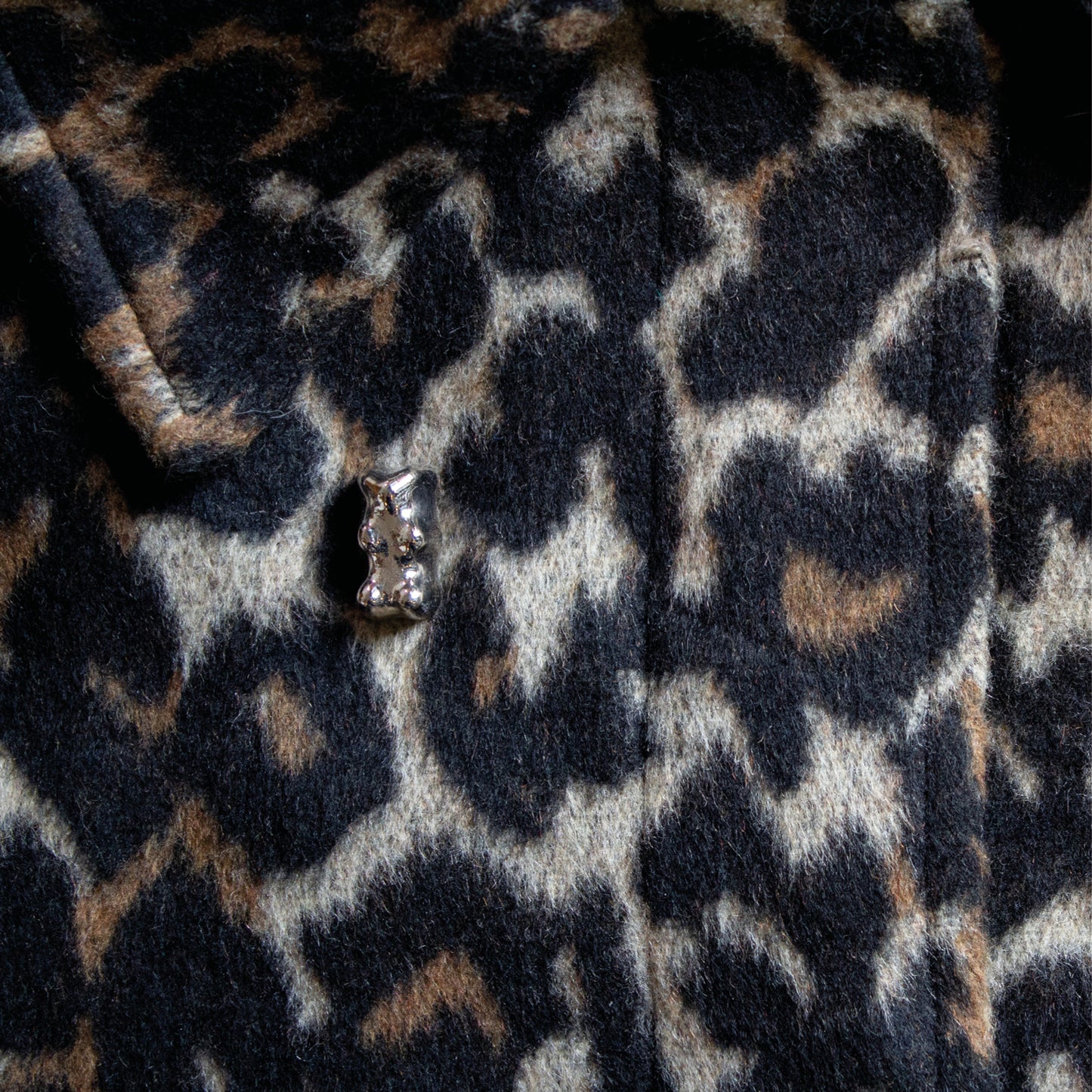 Goldbear – Pin | Platinum