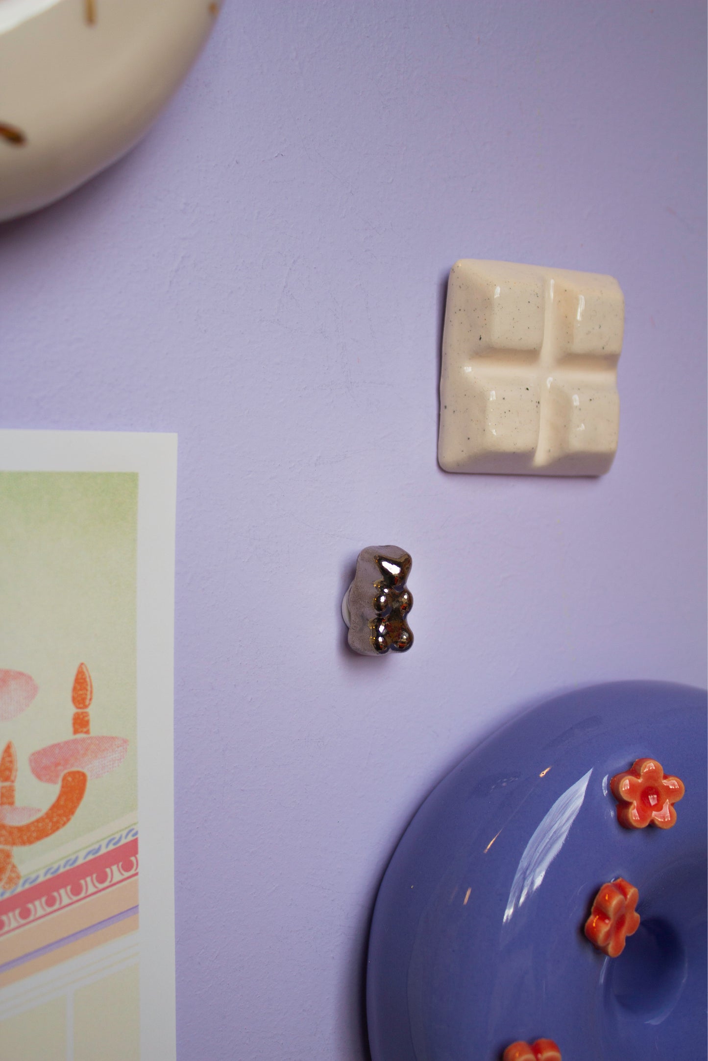 Goldbear - Wall Object | Platinum