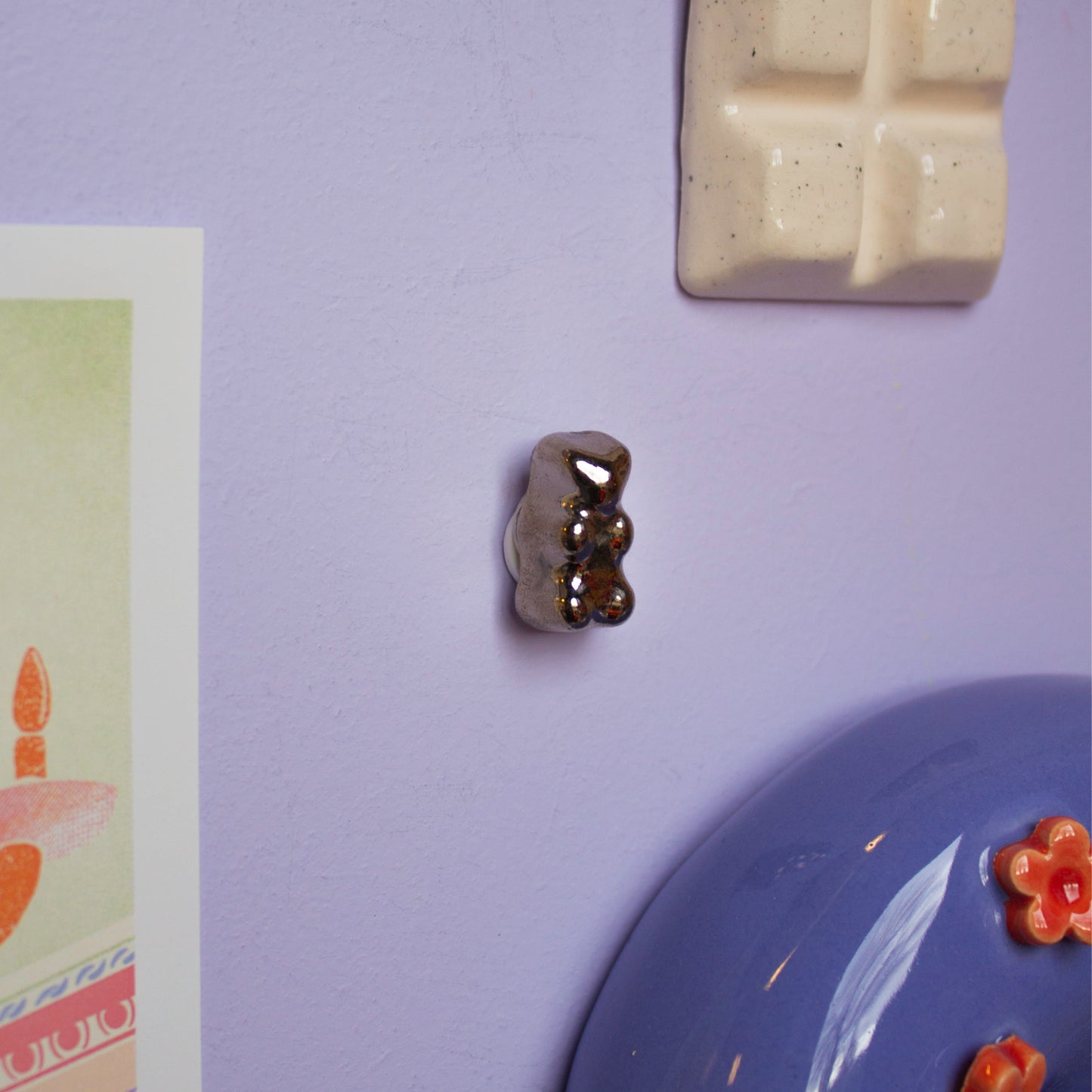 Goldbear - Wall Object | Platinum