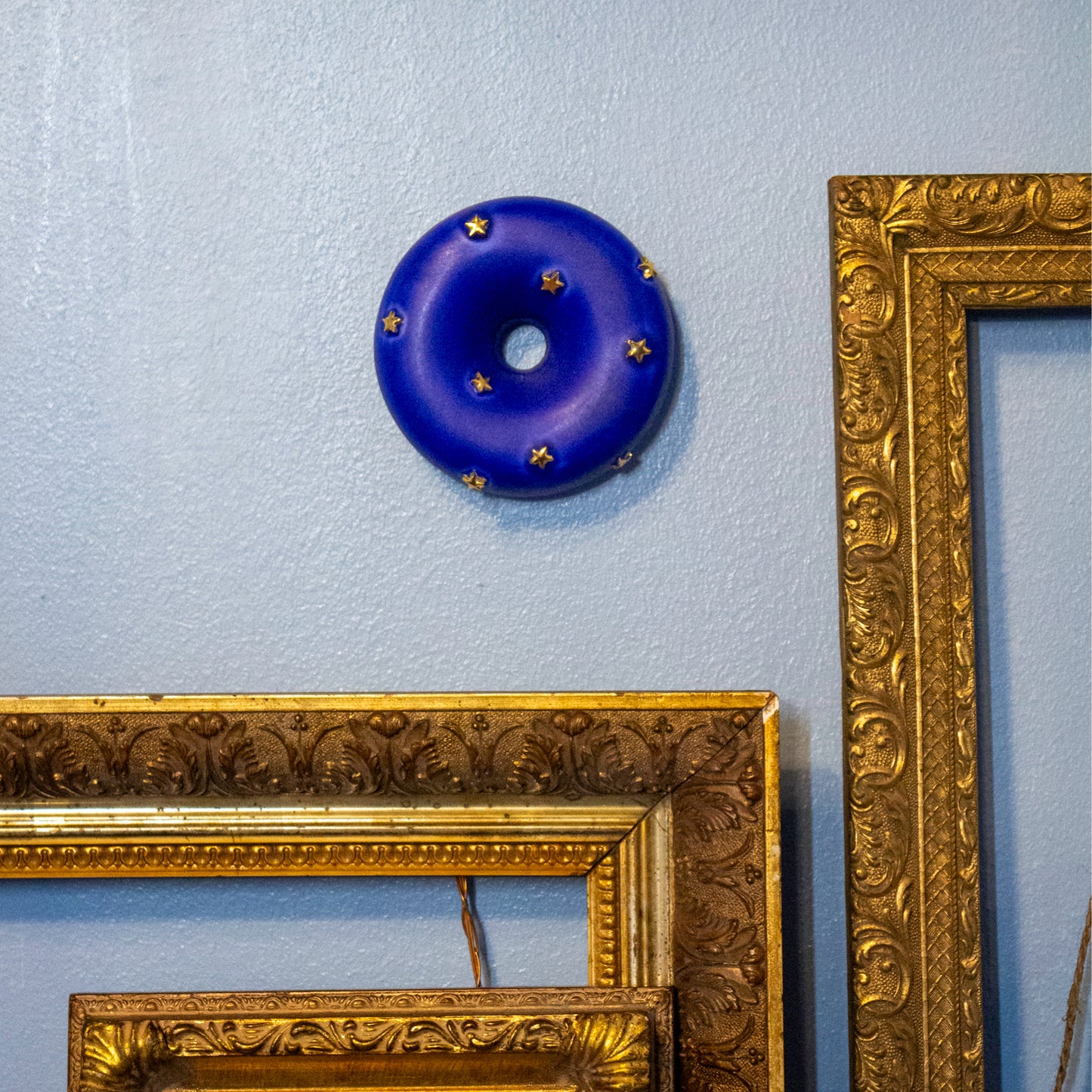 Gold Star Donut (object)