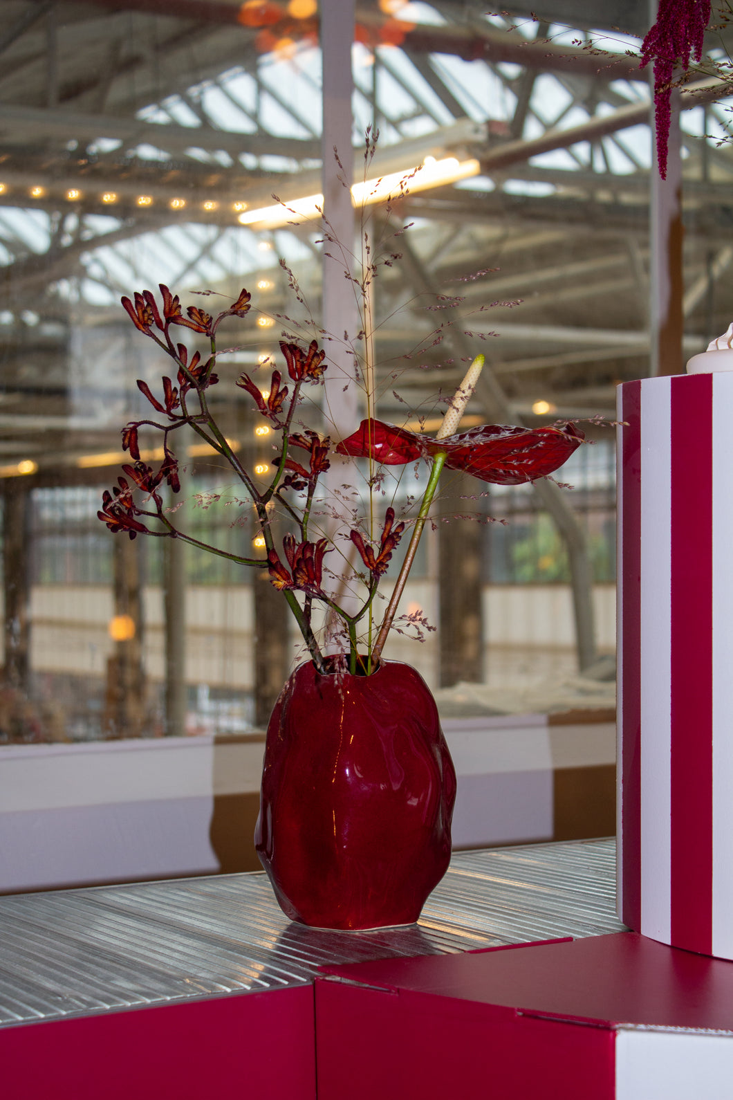 Cotton Cloud vase - burgundy