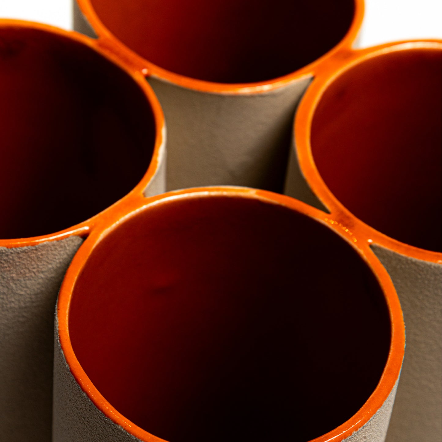Roundabout vase - pillar