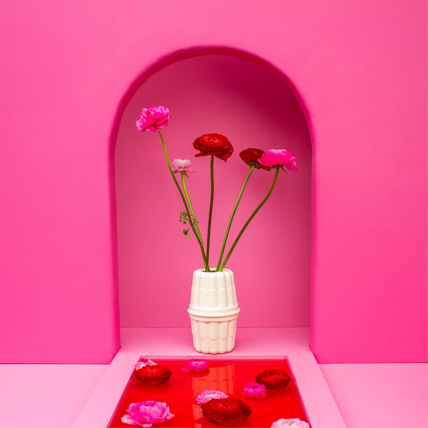 Mona Love vase