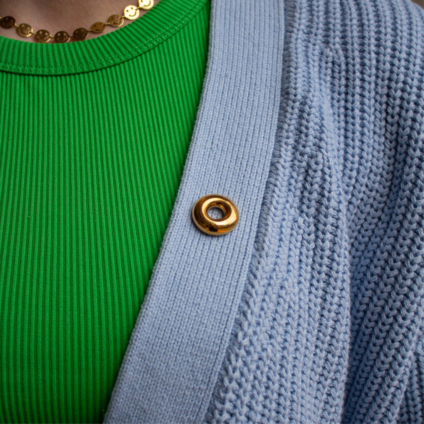 Donut pin (24K Gold)