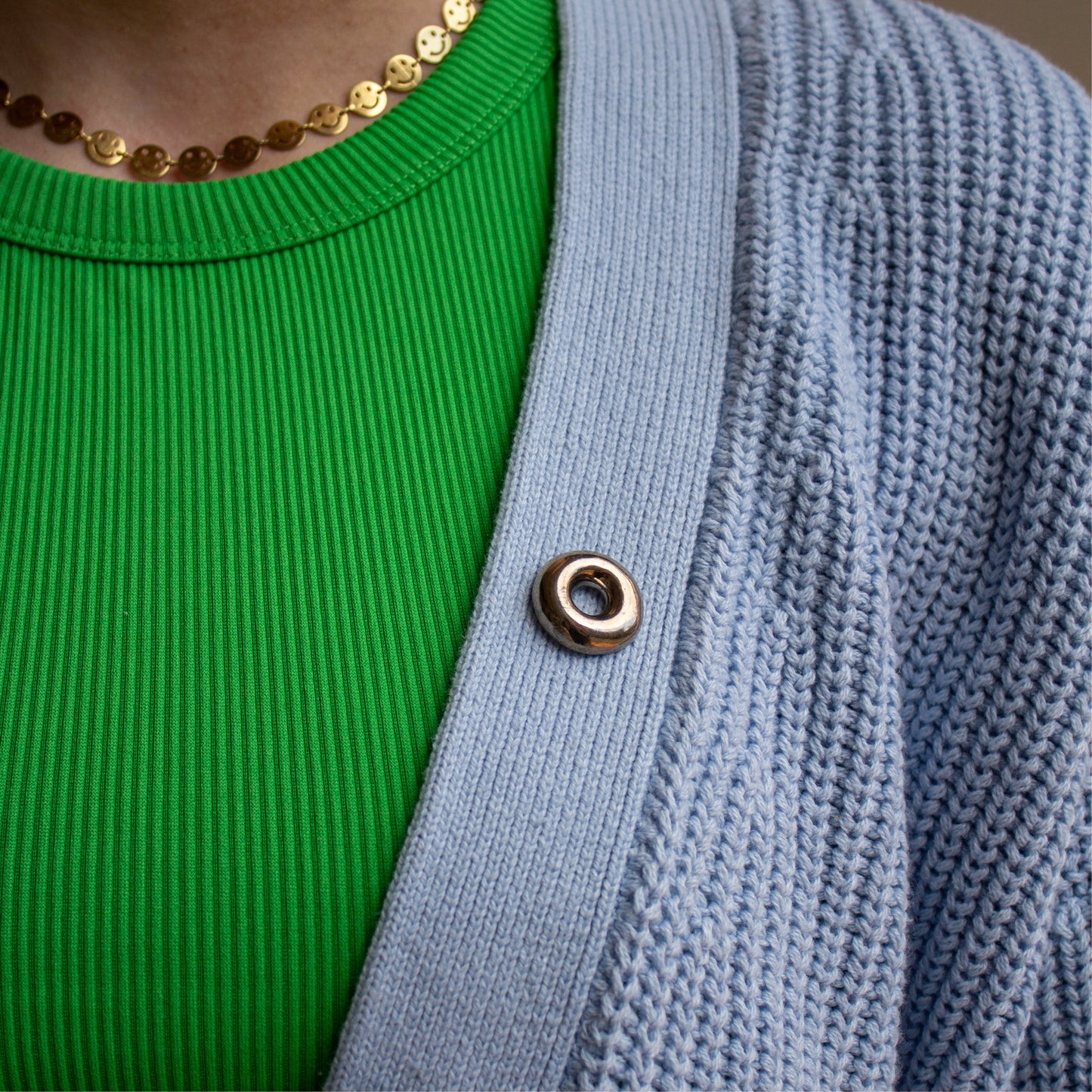 Donut pin (Platinum Silver)