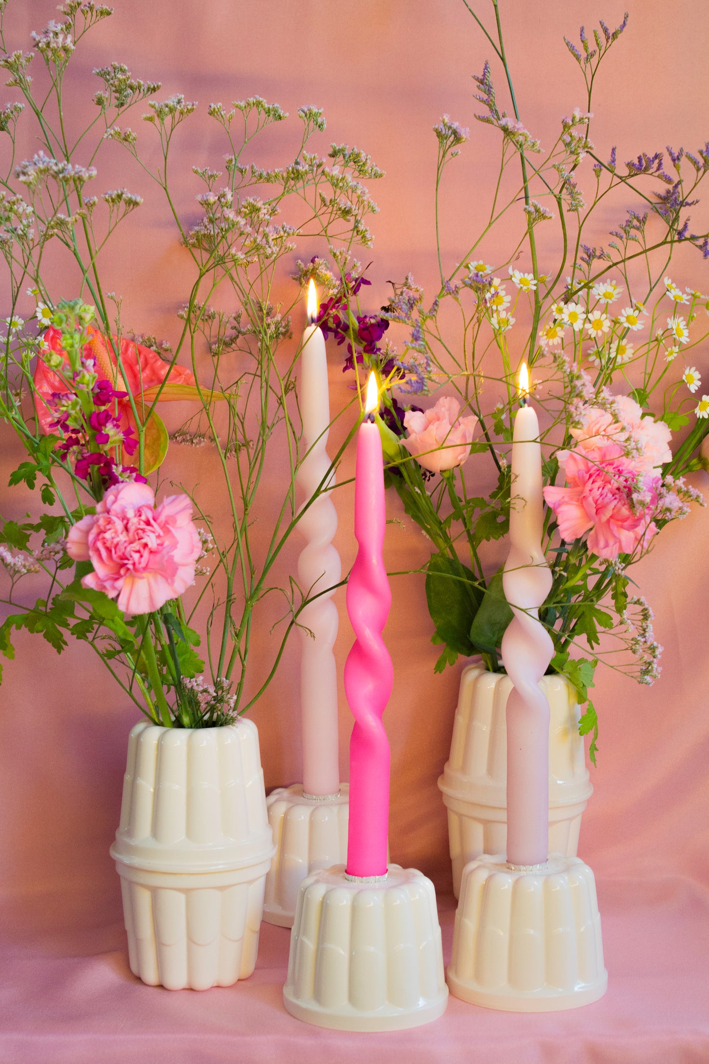 Mona Love candle holder
