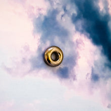 Afbeelding in Gallery-weergave laden, Donut pin (Platinum Silver)
